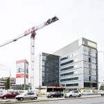 11 000 kerros­neliön Ultimes-toimisto­rakennus on liikenteellisesti oivalla paikalla Helsingin Pitäjänmäellä.
